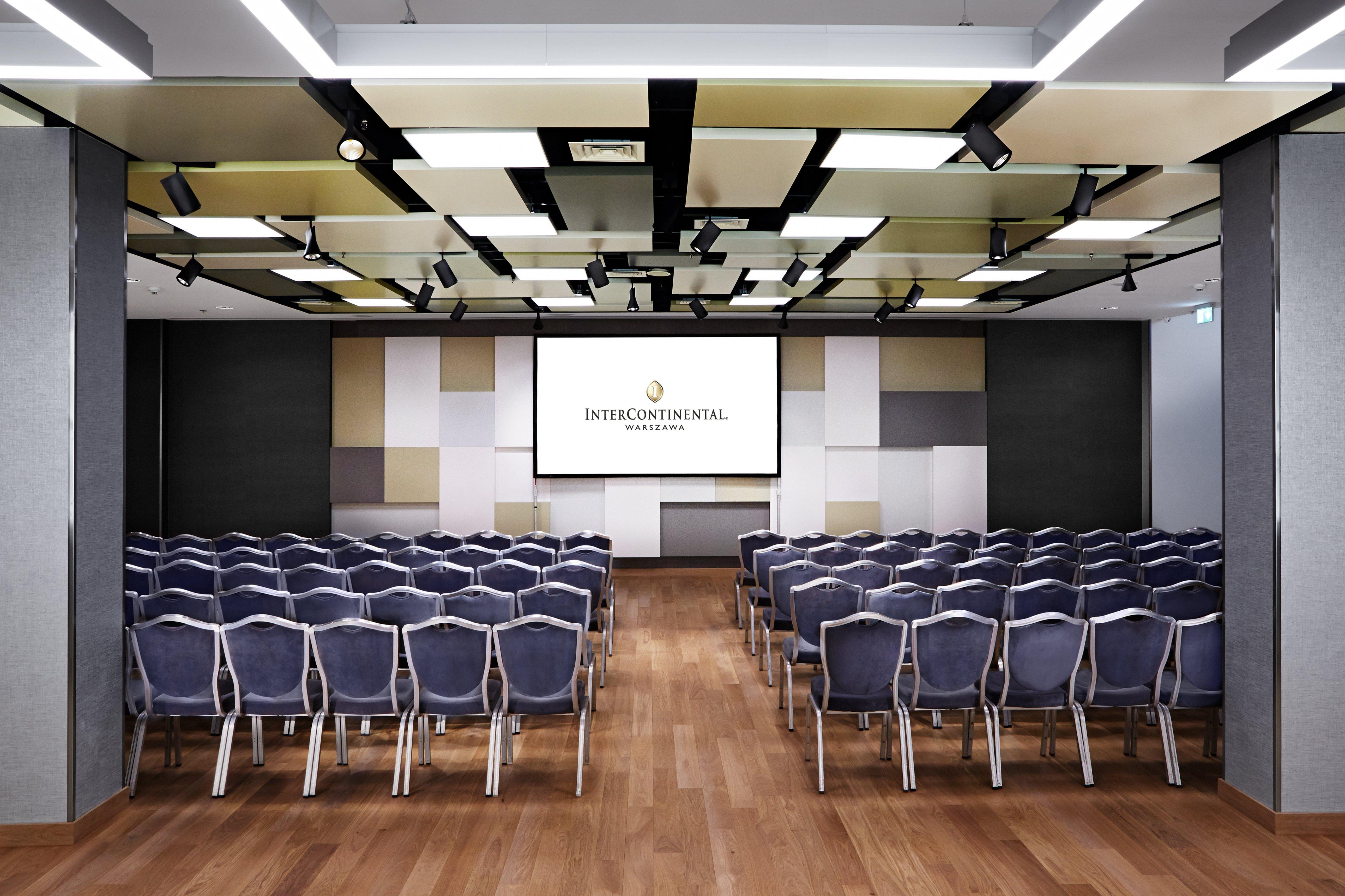 Hotel Intercontinental Warszawa By Ihg Exterior foto The meeting room